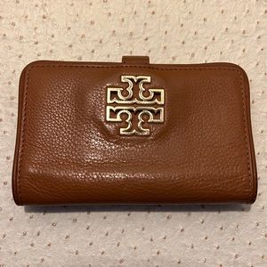 Tory Burch Brown Leather Wallet